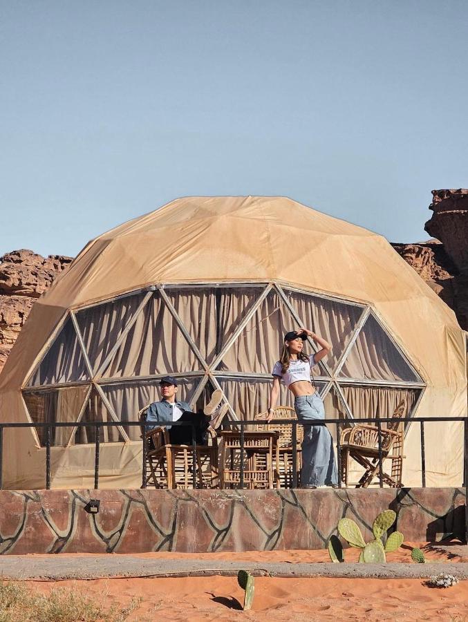 Ferienwohnung Sun Luxury Camp &Tour Wadi Rum Exterior foto