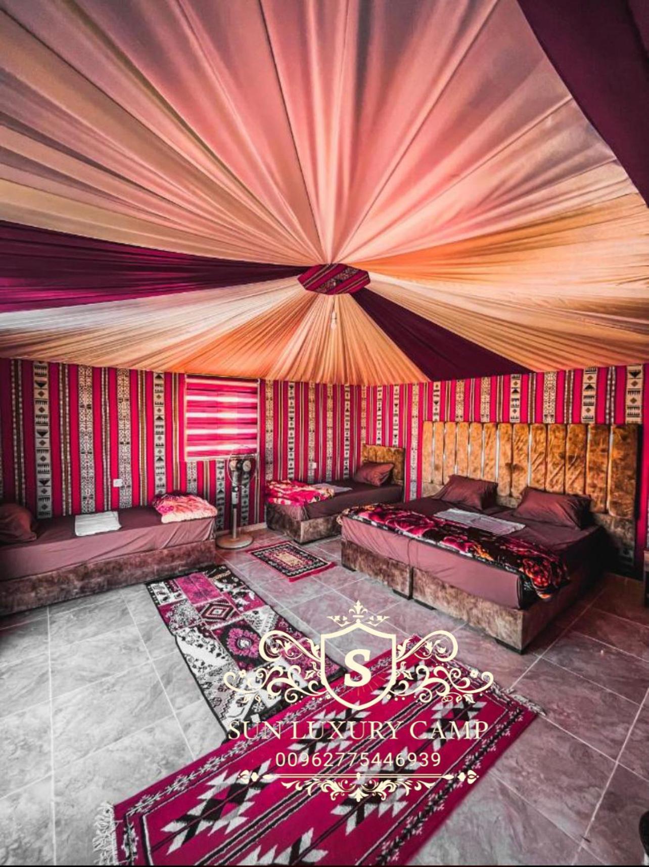 Ferienwohnung Sun Luxury Camp &Tour Wadi Rum Exterior foto